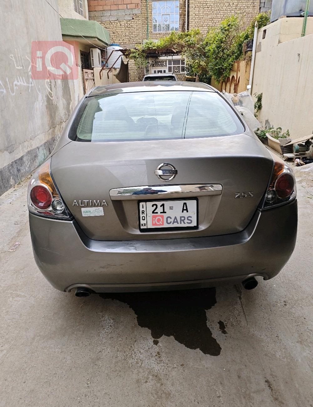 نيسان ألتيما